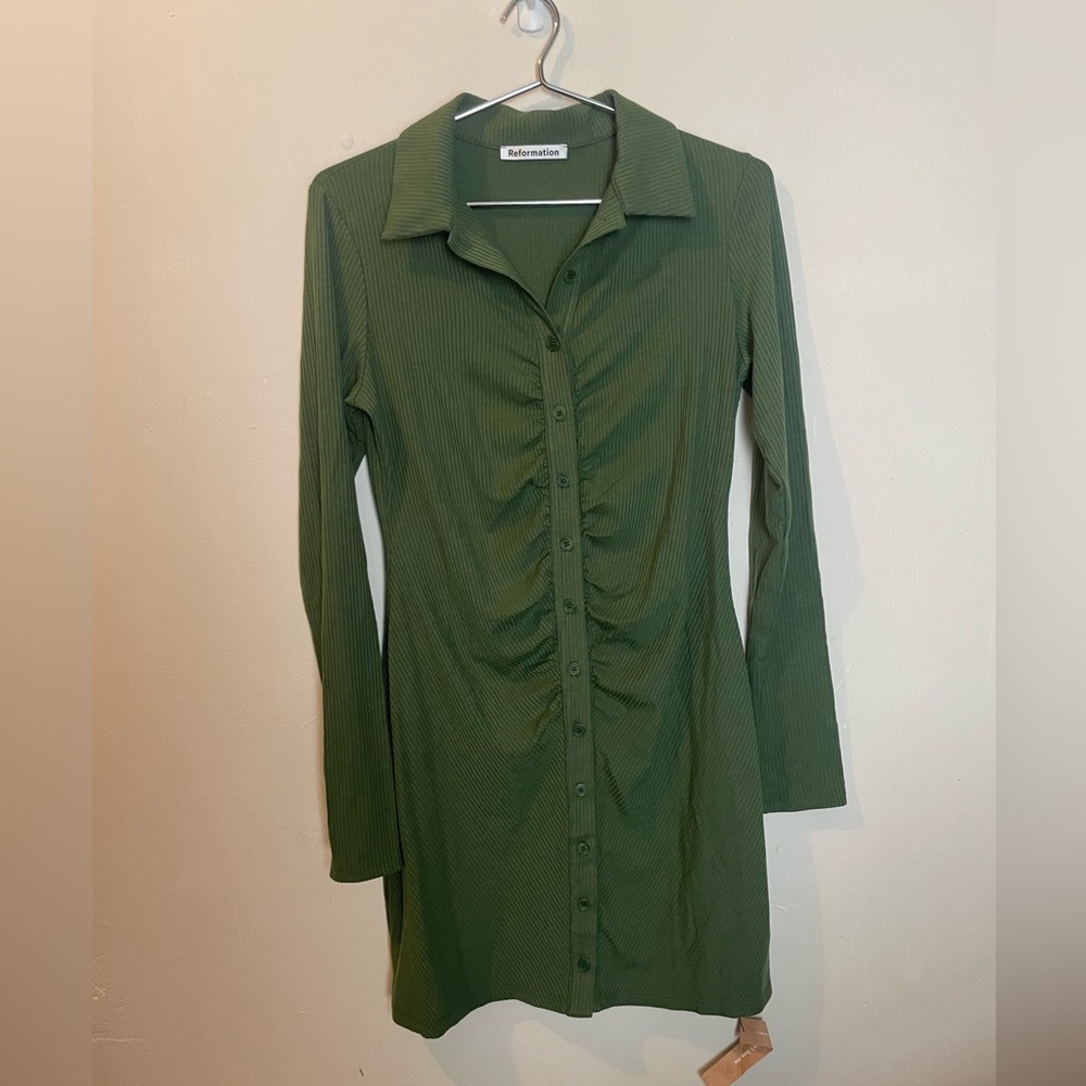 Reformation Amy Dress in Moss size Large - Picture 2 of 9